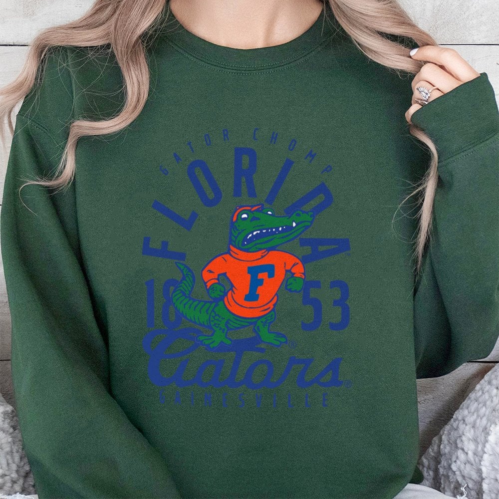 Florida College Mascot Sweatshirt | Retro Gainesville Gator Graphic | Cotton-Poly Blend Crewneck | Vintage Sports Gift for St